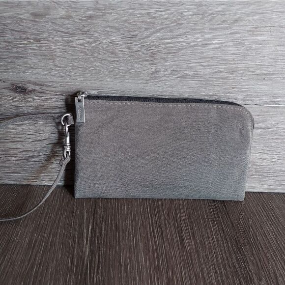 Baggallini Clutch Wristlet Wallet Nylon RFID Silver Hardware W/Card Slots EUC - Picture 2 of 5